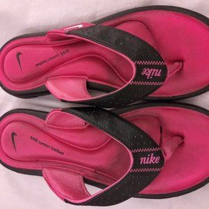 NIKE COMFORT FIT FLIP FLOP SANDLES SZ 9